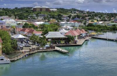 Vedere panoramică asupra St. John's, Insula Antigua