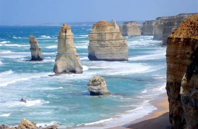 Cei 12 Apostoli, Victoria