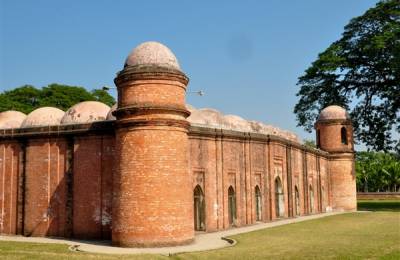 Moscheea Shat Gombuj, Bagerhat