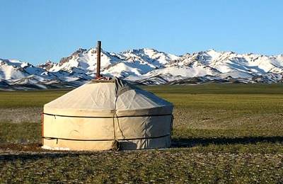 Locuinţă tradiţională a nomazilor