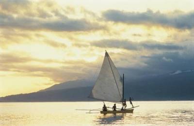Apus în Tahiti Apus în Tahiti