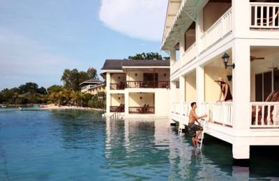 Hotel Plantation Bay Resort & Spa