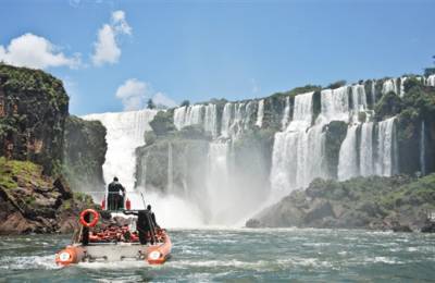 Cascada Iguazu, Brazilia și Argentina