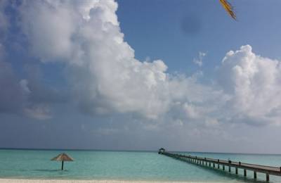 Holiday Island Resort & Spa